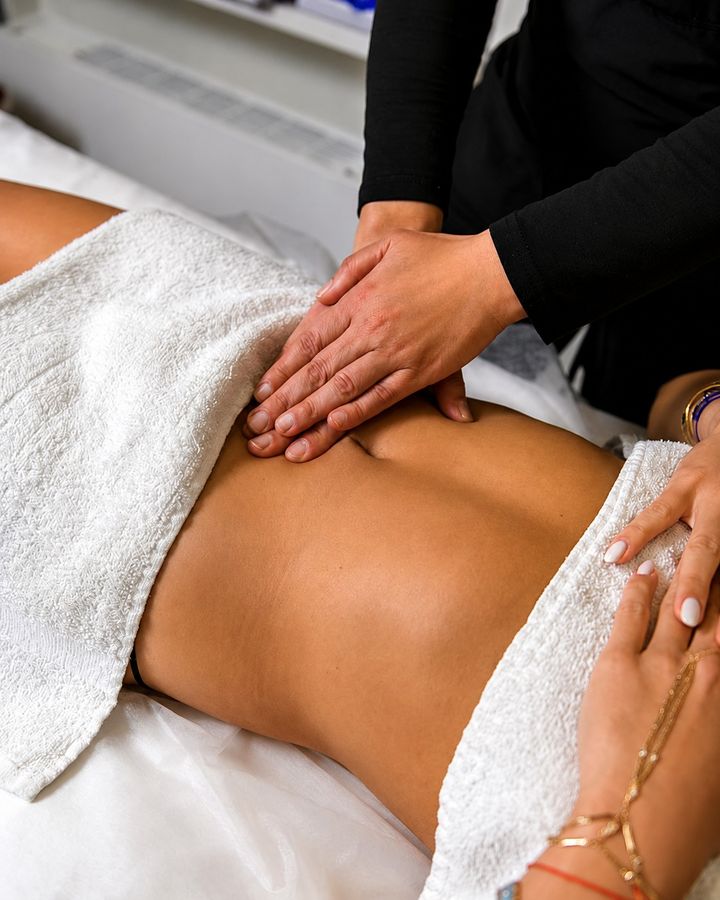 Lymphatic drainage massage of the abdomen
